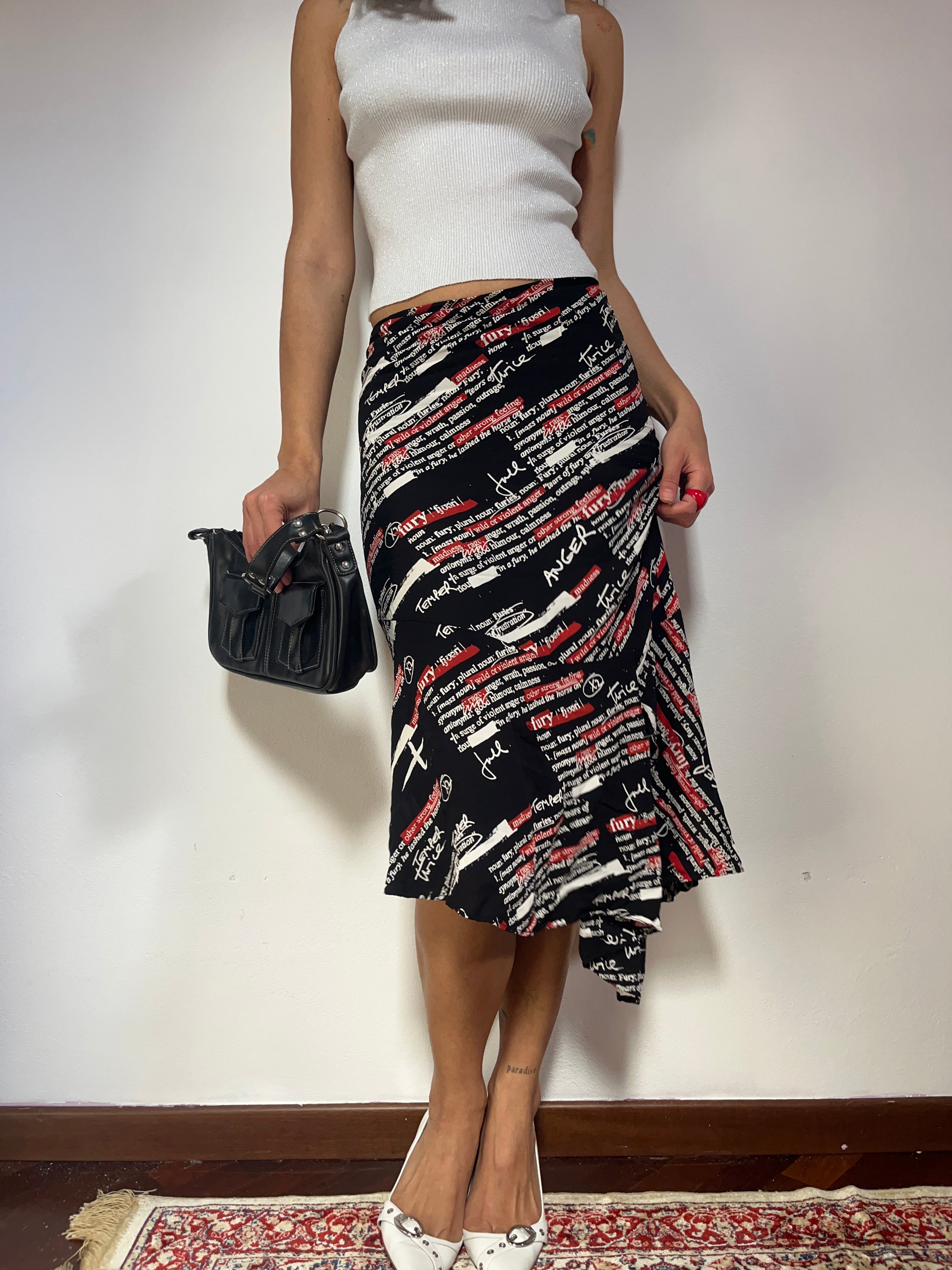 graphic print skirt
